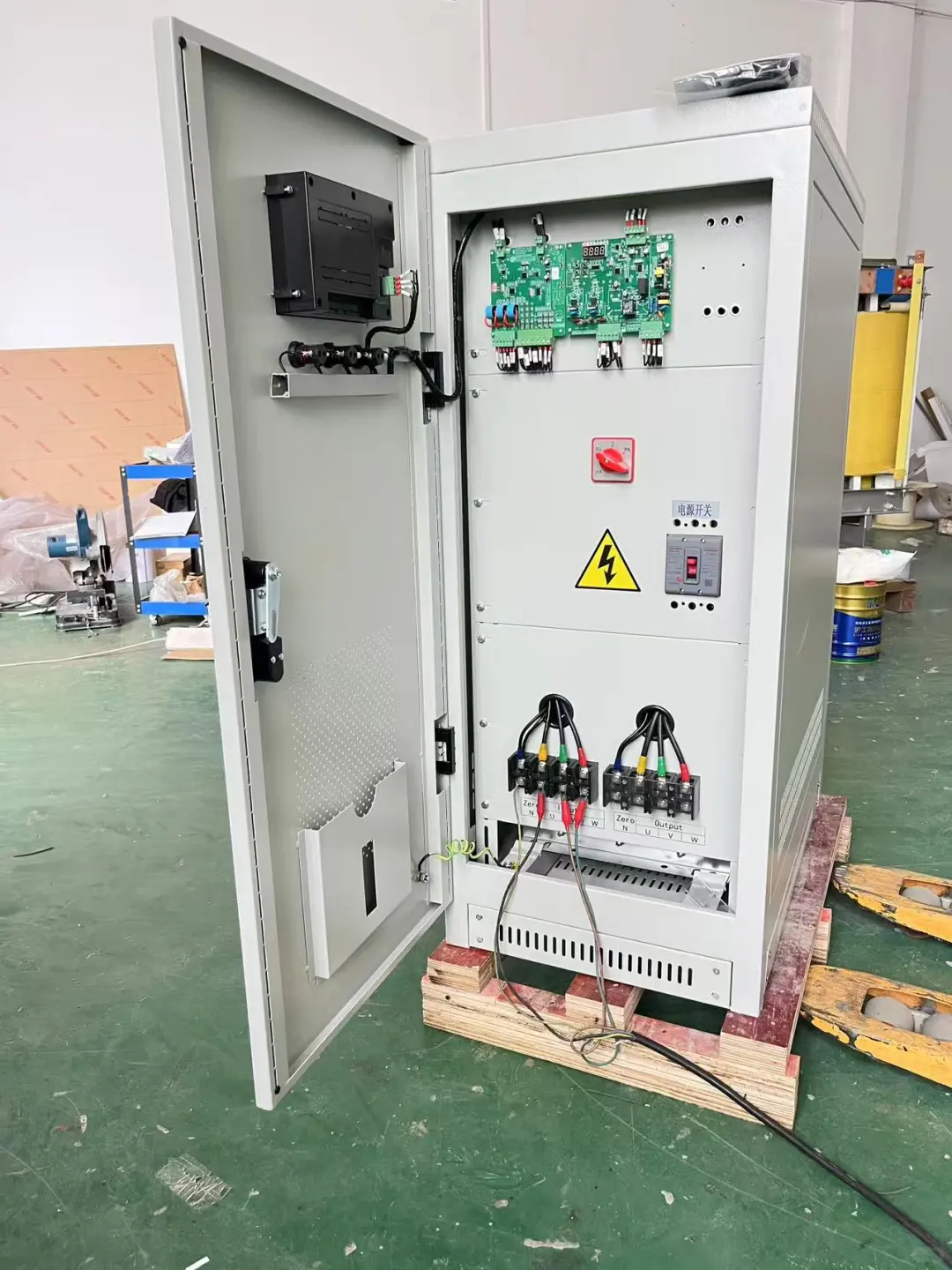 SBW-50KVA大功率稳压器