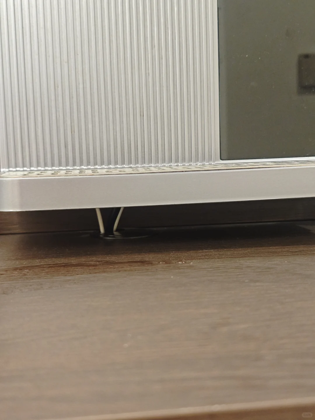 柜门一关,谁也不知道我是怎么喝水的