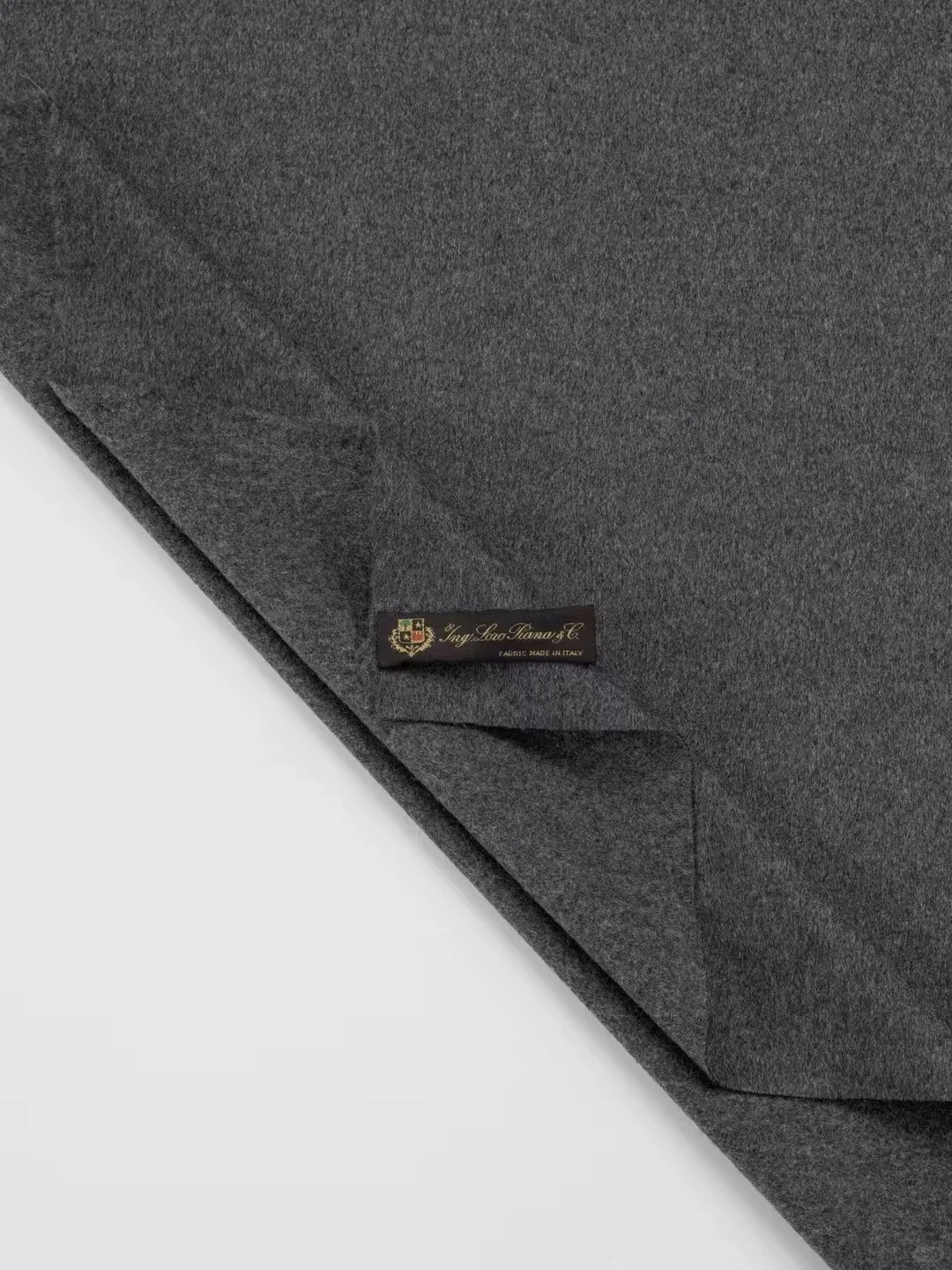 Dior 630g 深花灰色 100%纯羊绒