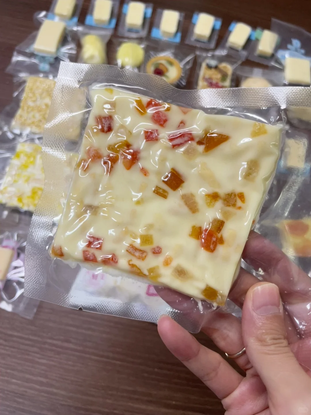 19.8五六十种内蒙奶制品可自选，都放不下了