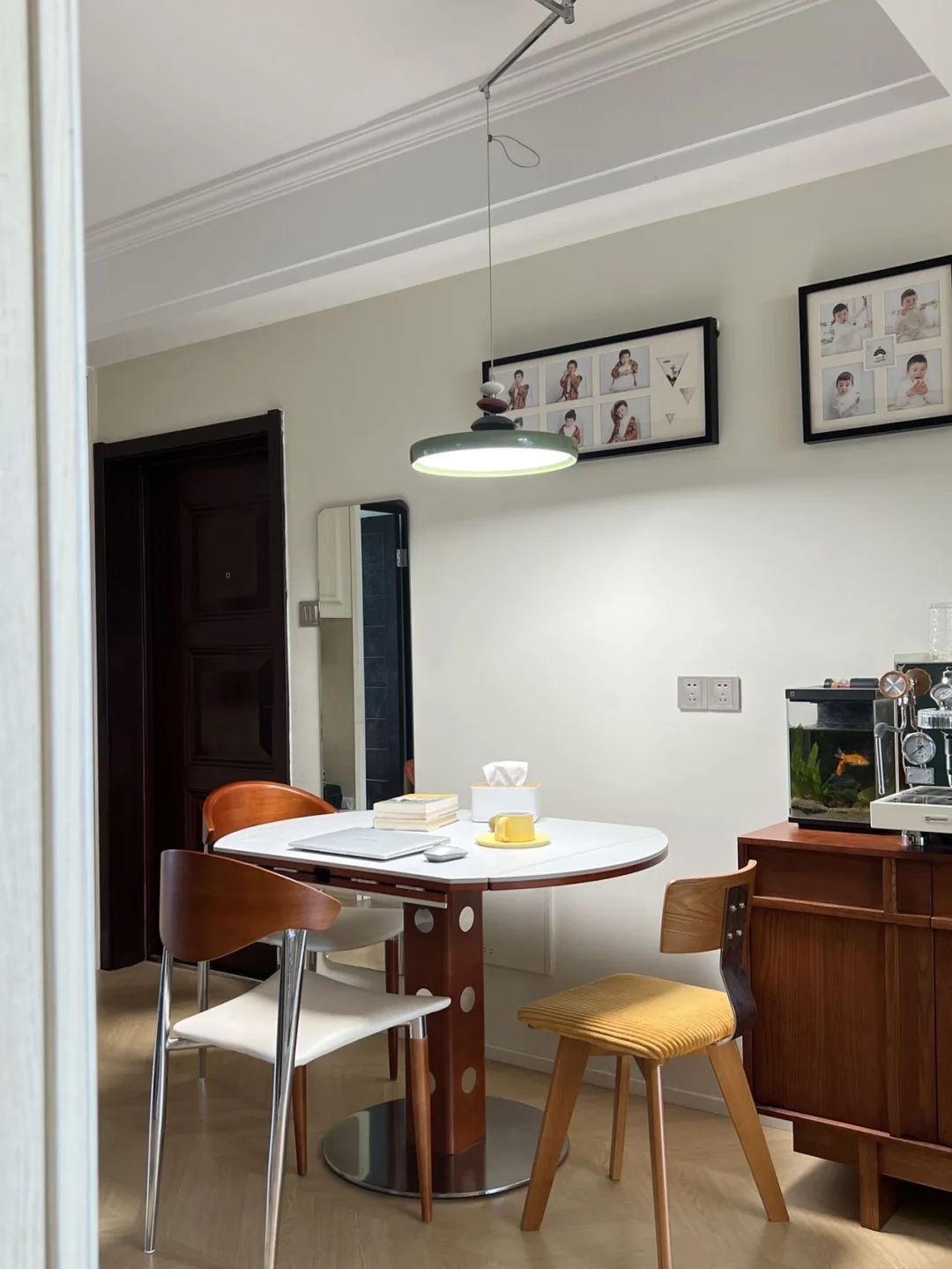 两个人一起努力的小家,64平也挺好