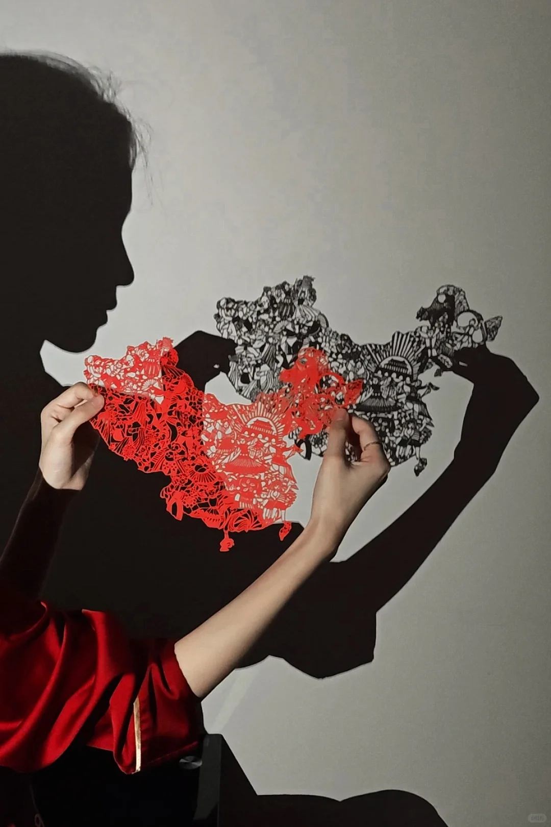 是多难的剪纸才只赚200块