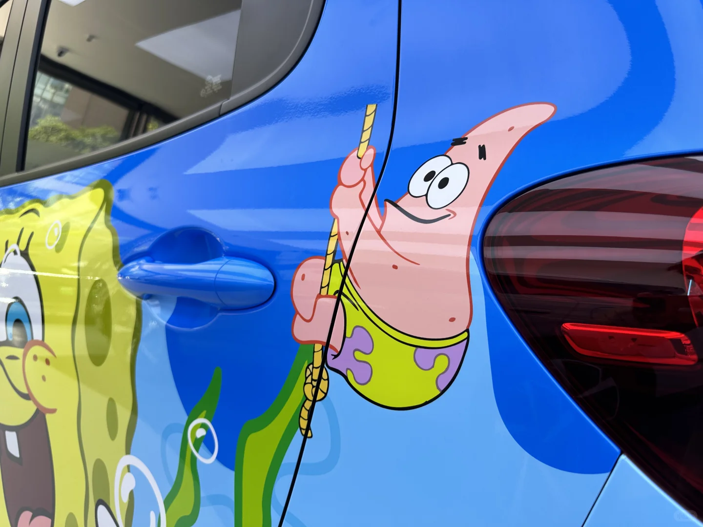 谁说小车不能做顶流？｜海绵宝宝联名版」