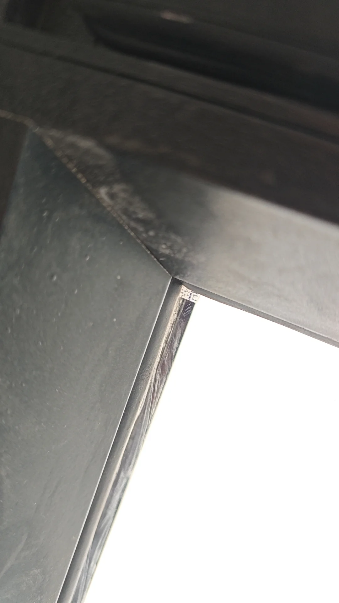 这是不是闽锐的玻璃