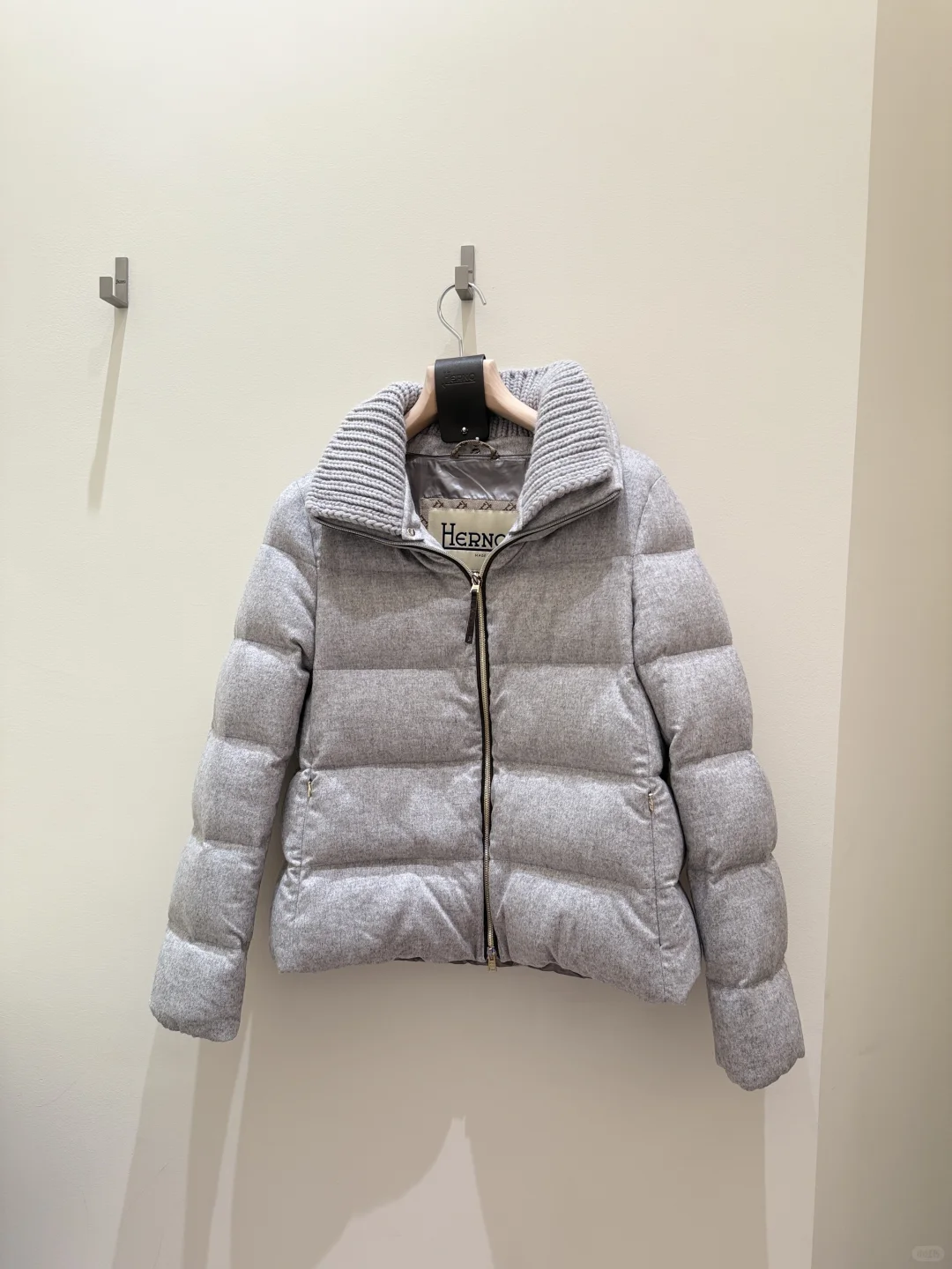 HERNO高端面料羊绒丝羽绒服