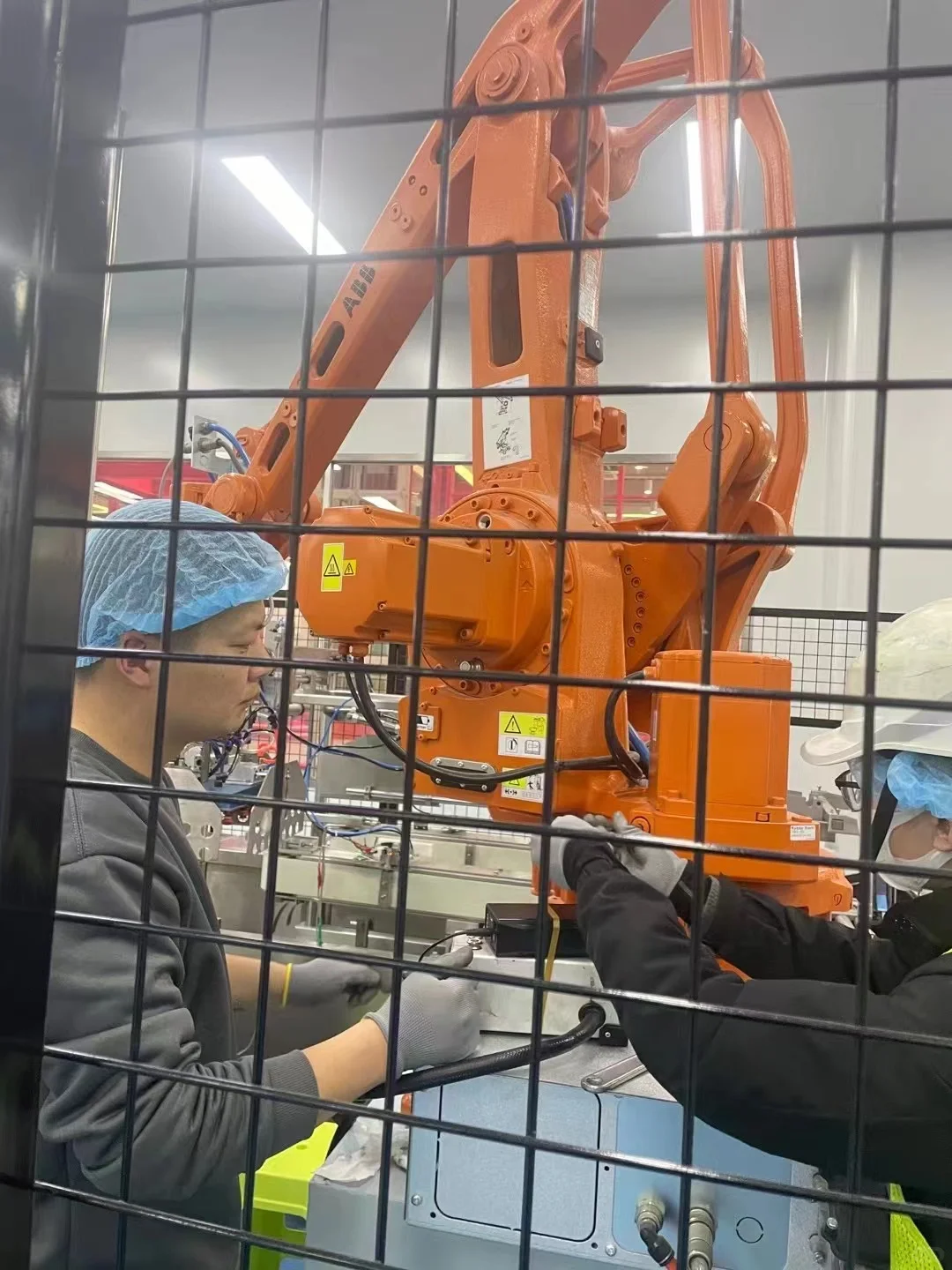 KAKU机器人现场保养