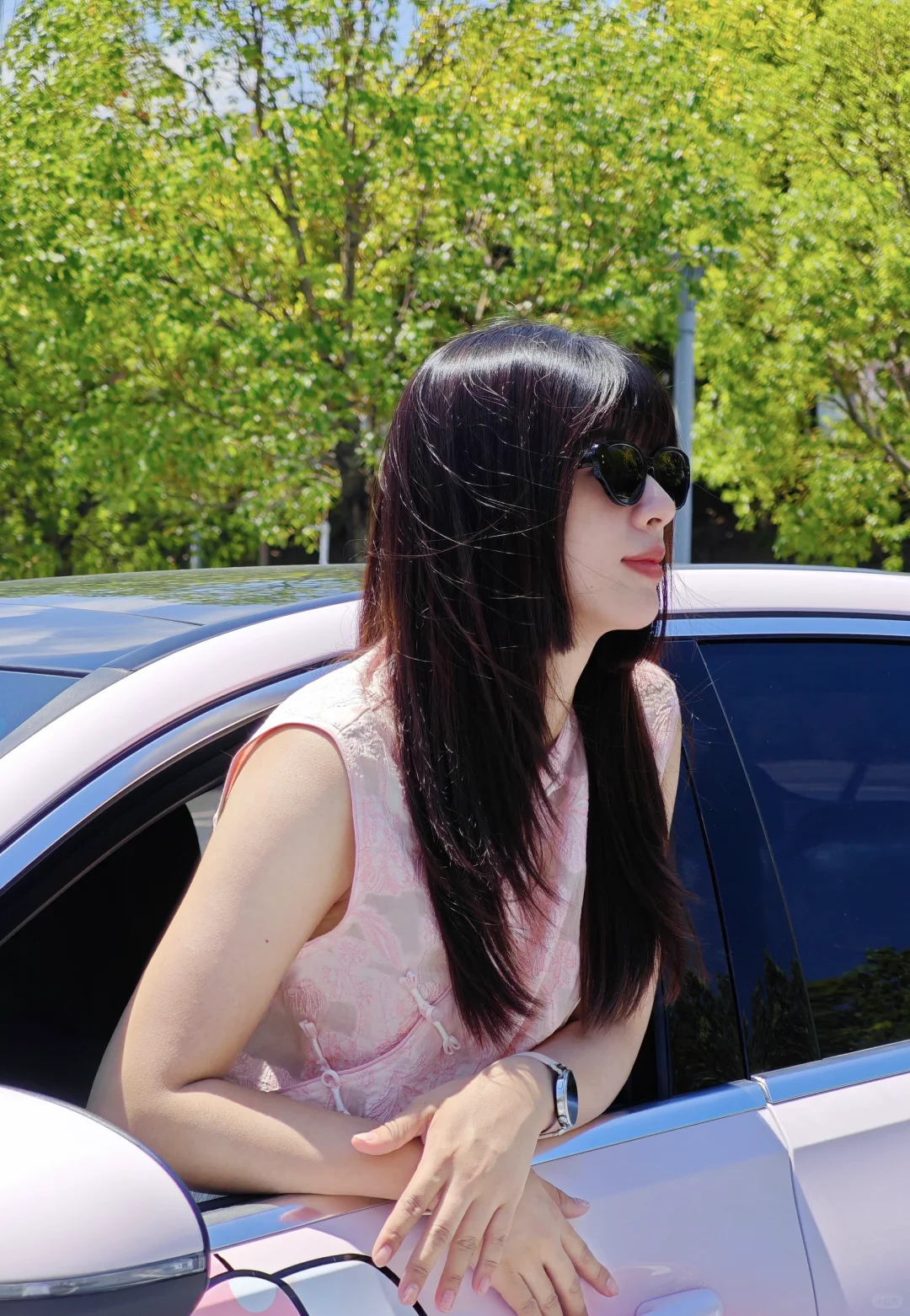 两年前贴了改色膜的奔驰C现在怎么样了