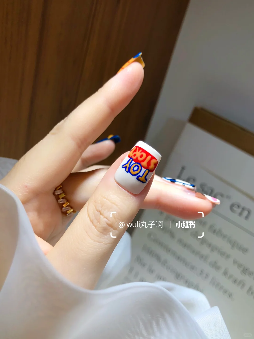 玩具总动员?夏日可爱彩色小短甲来咯～