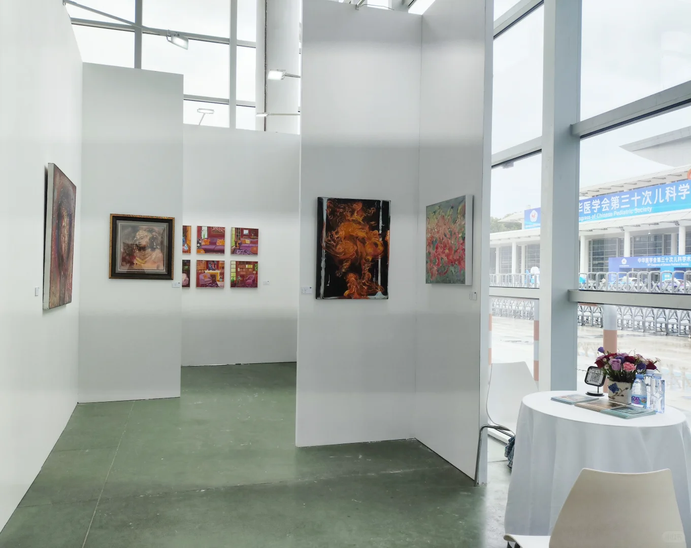 展会现场｜2025年艺术厦门韦瀚艺术空间展位