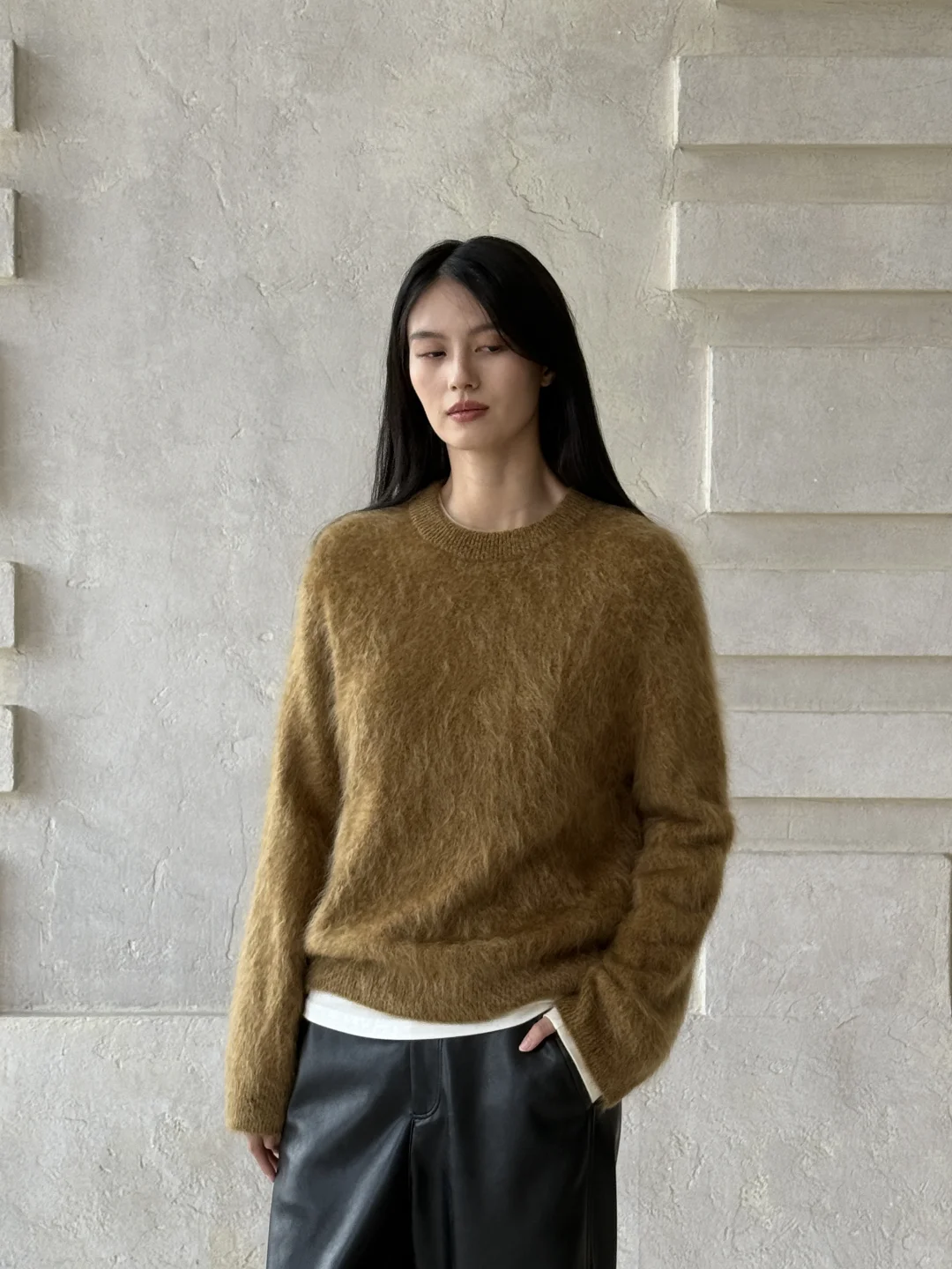 为什么羊绒拉绒都比较贵?