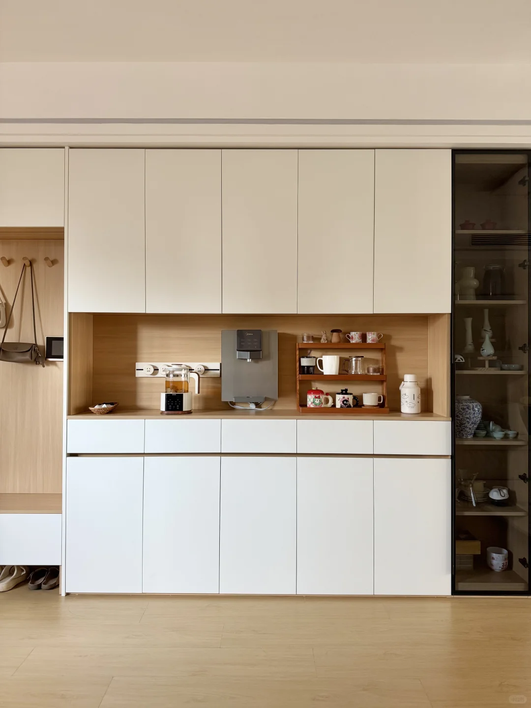 如果你家客厅也有这样一面长墙