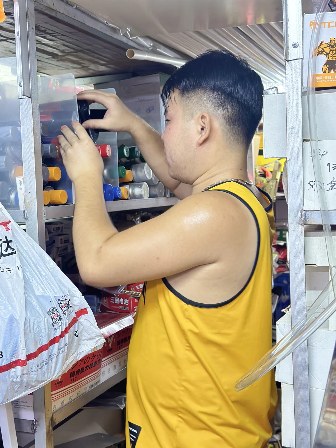 今年实体五金店的老板们还好吗