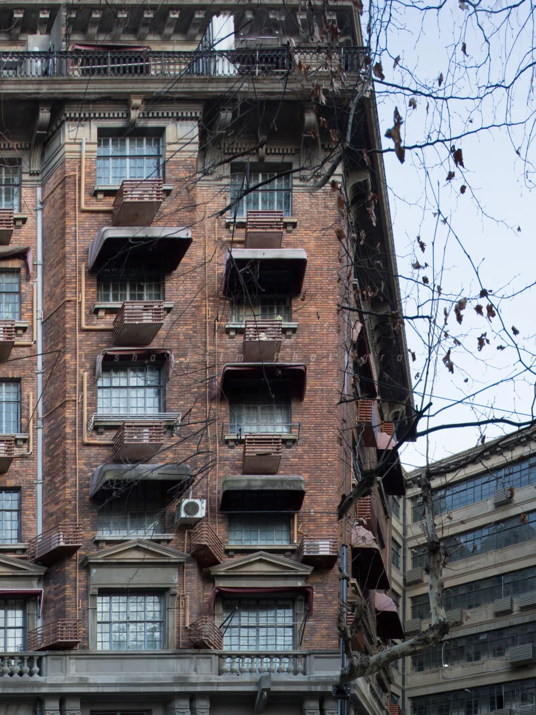 武康大楼的AB面