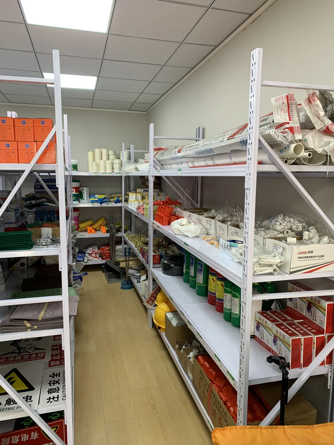 小五金店运营3个月了?