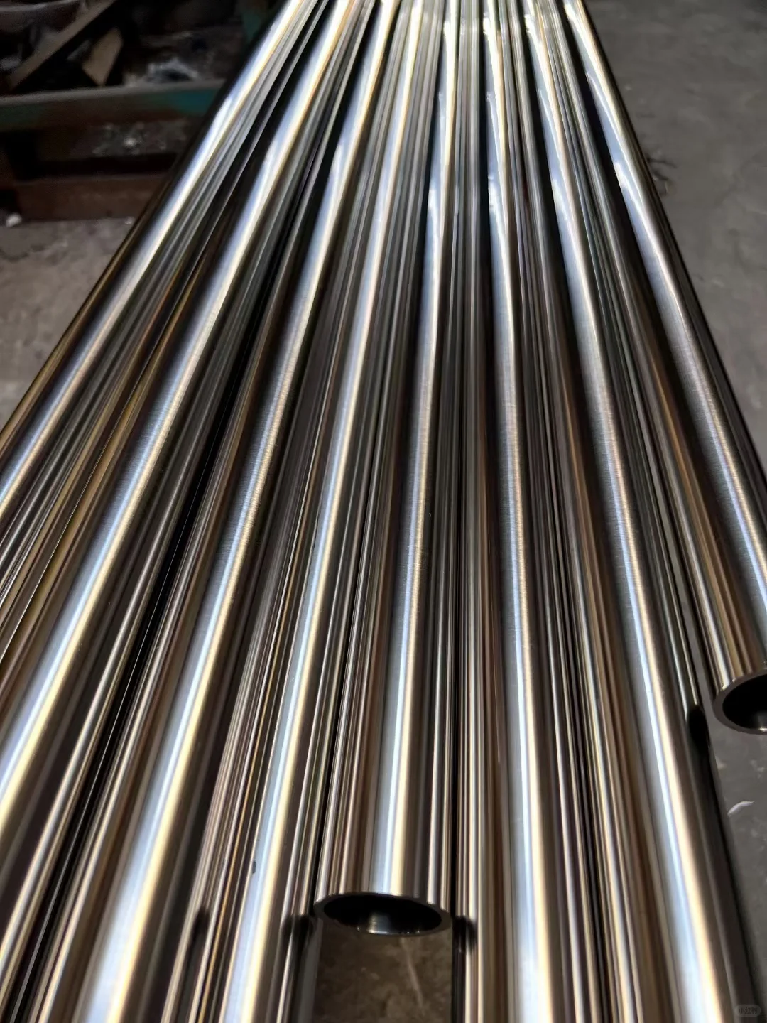 00后接手不锈钢工厂