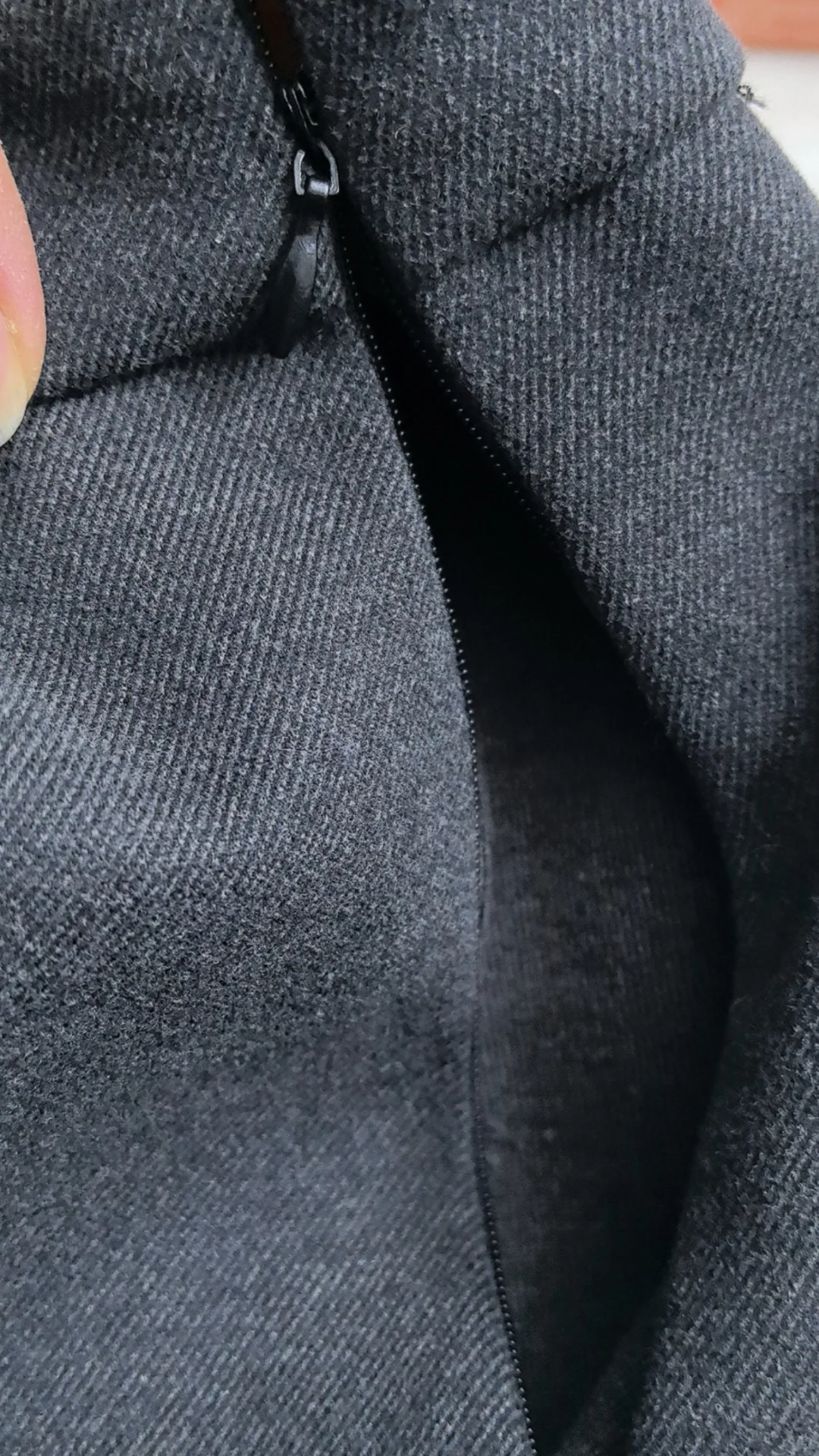 隐形拉链开裂修复