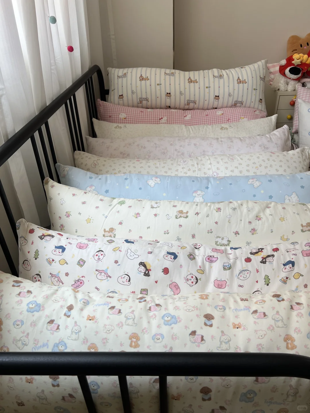 这就是一个月卖了一万只的巨无霸长抱枕‼️