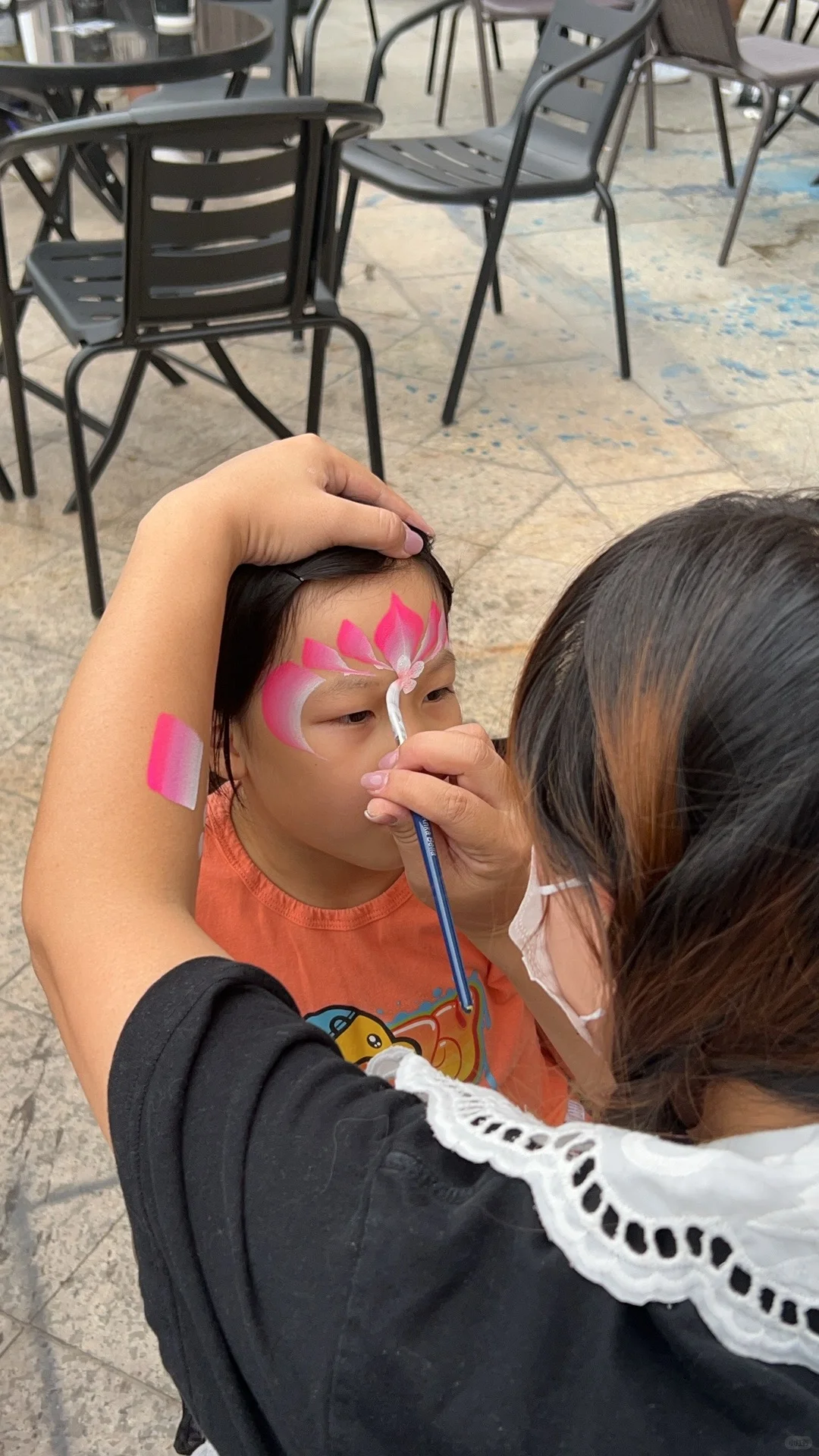 第一次彩绘出摊