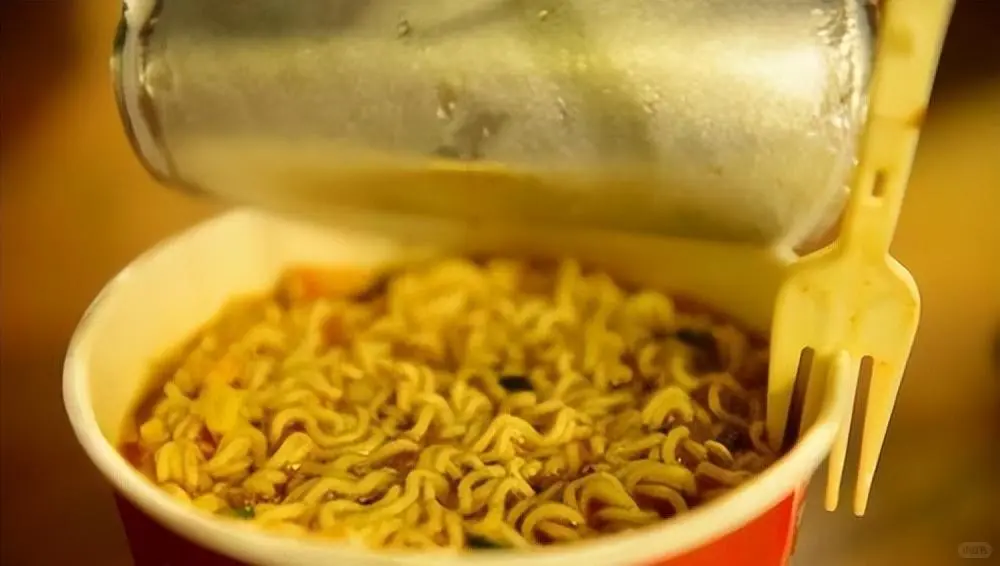 吃方便面真的不健康吗?看完你就知道了!