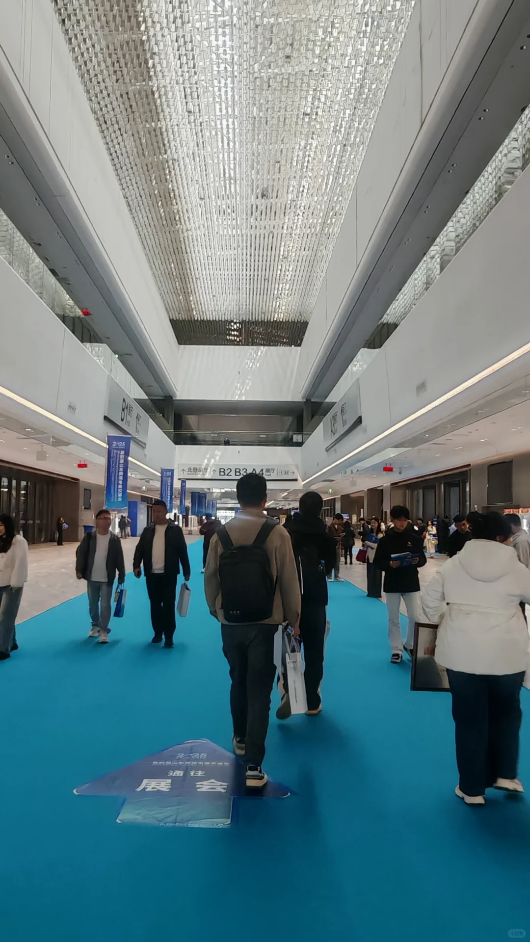 刷 100 篇跨境攻略不如逛 1 次展‼