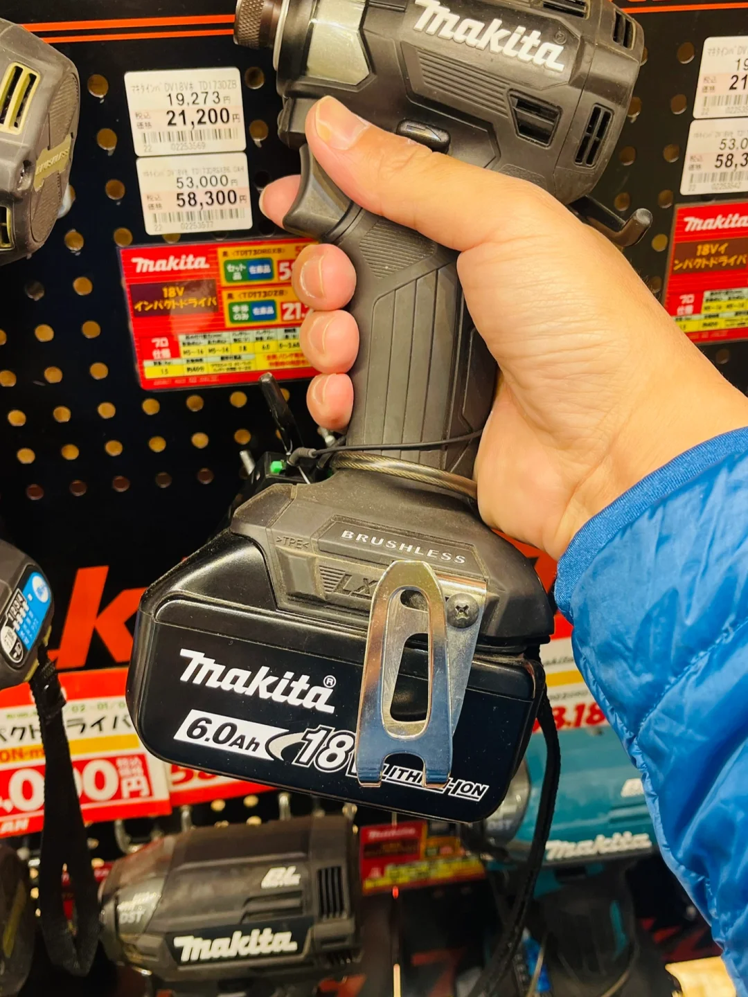 夜逛大阪的bunnings