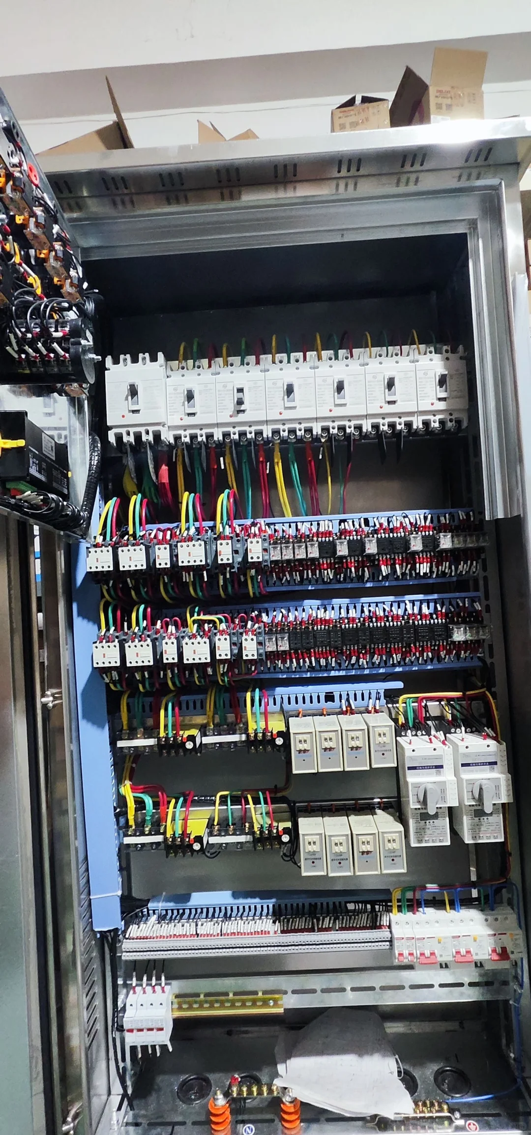 小工，中工，大工，学徒工。280-450