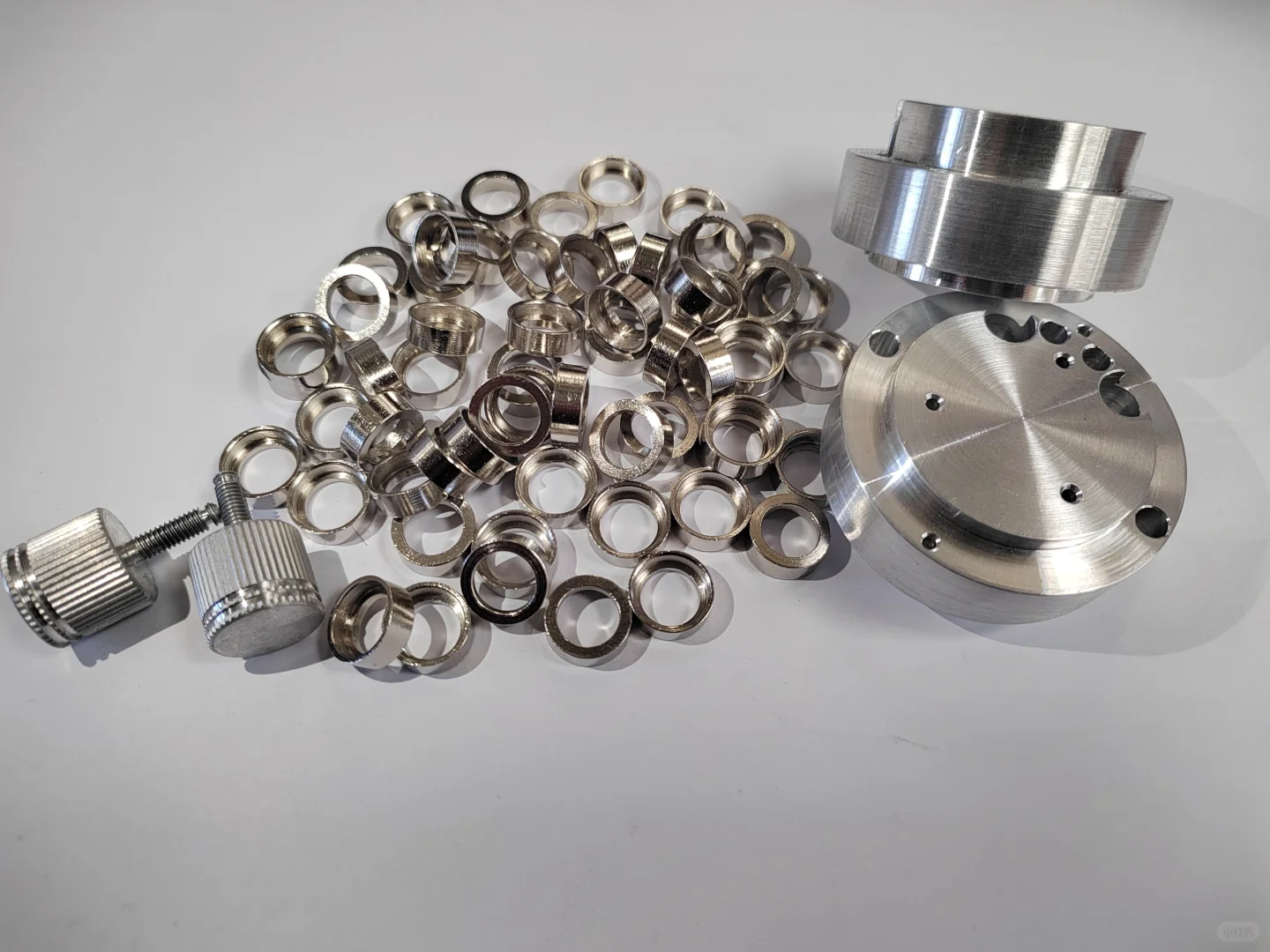 五金加工小厂求订单！！！?