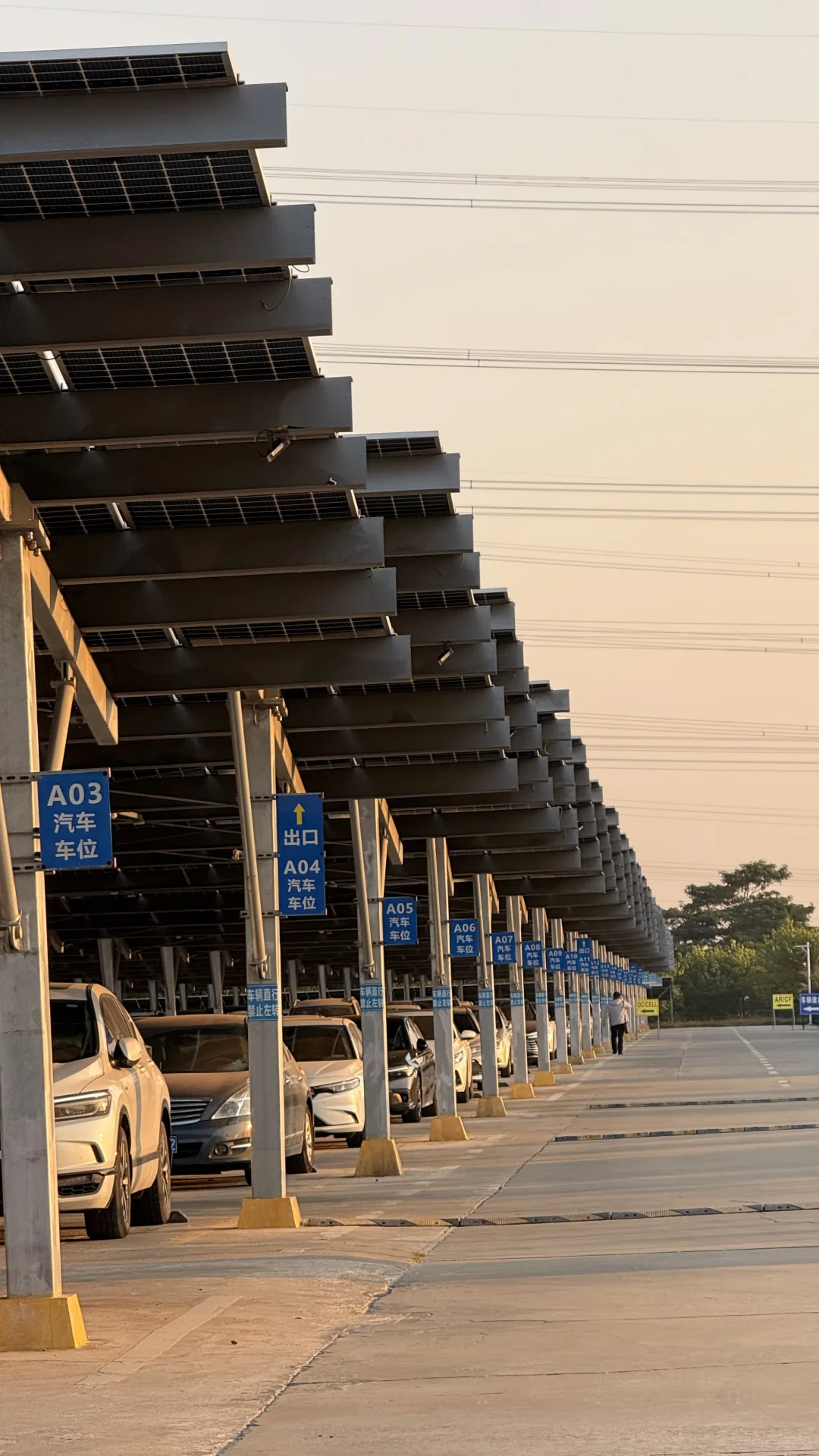 设备技术员有吗～男生大专机械电子专业