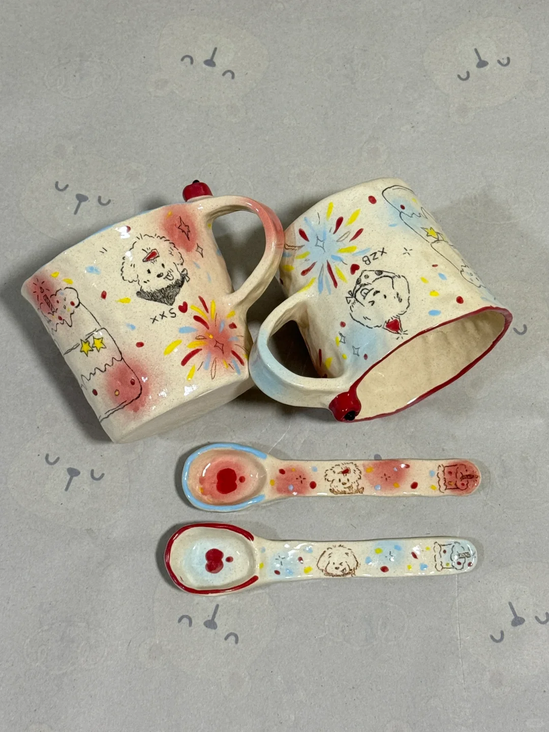 一些生日定制布丁盘?