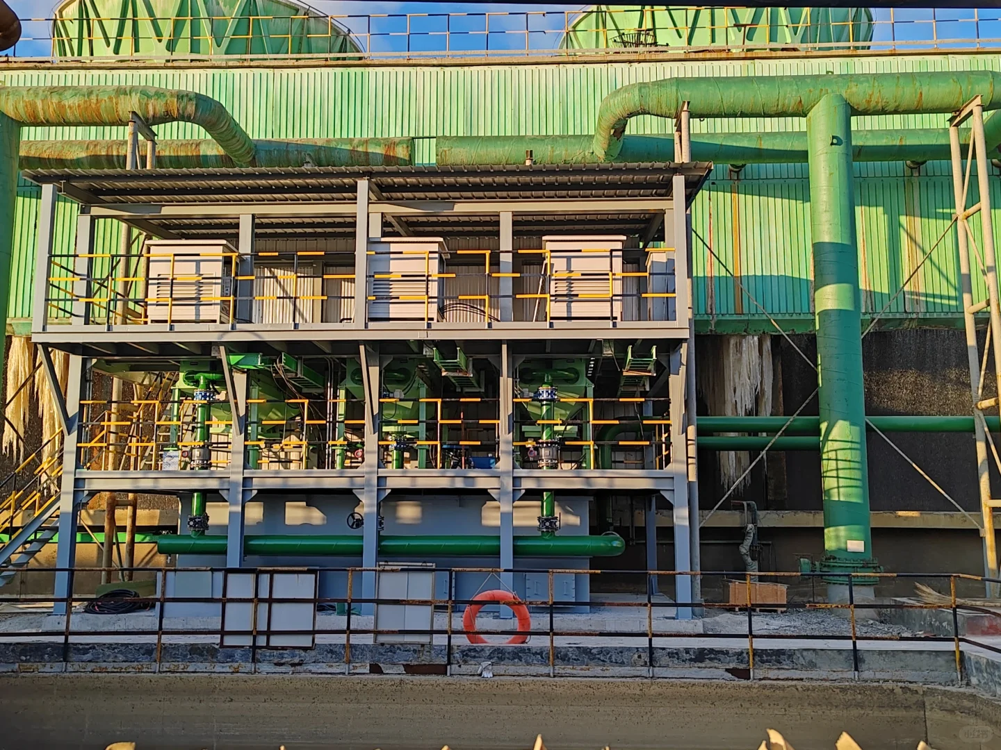 循环水电化学处理设备正式投运