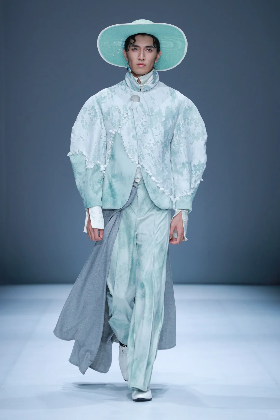 2025CGFW常州纺织服装职业技术学院毕业秀