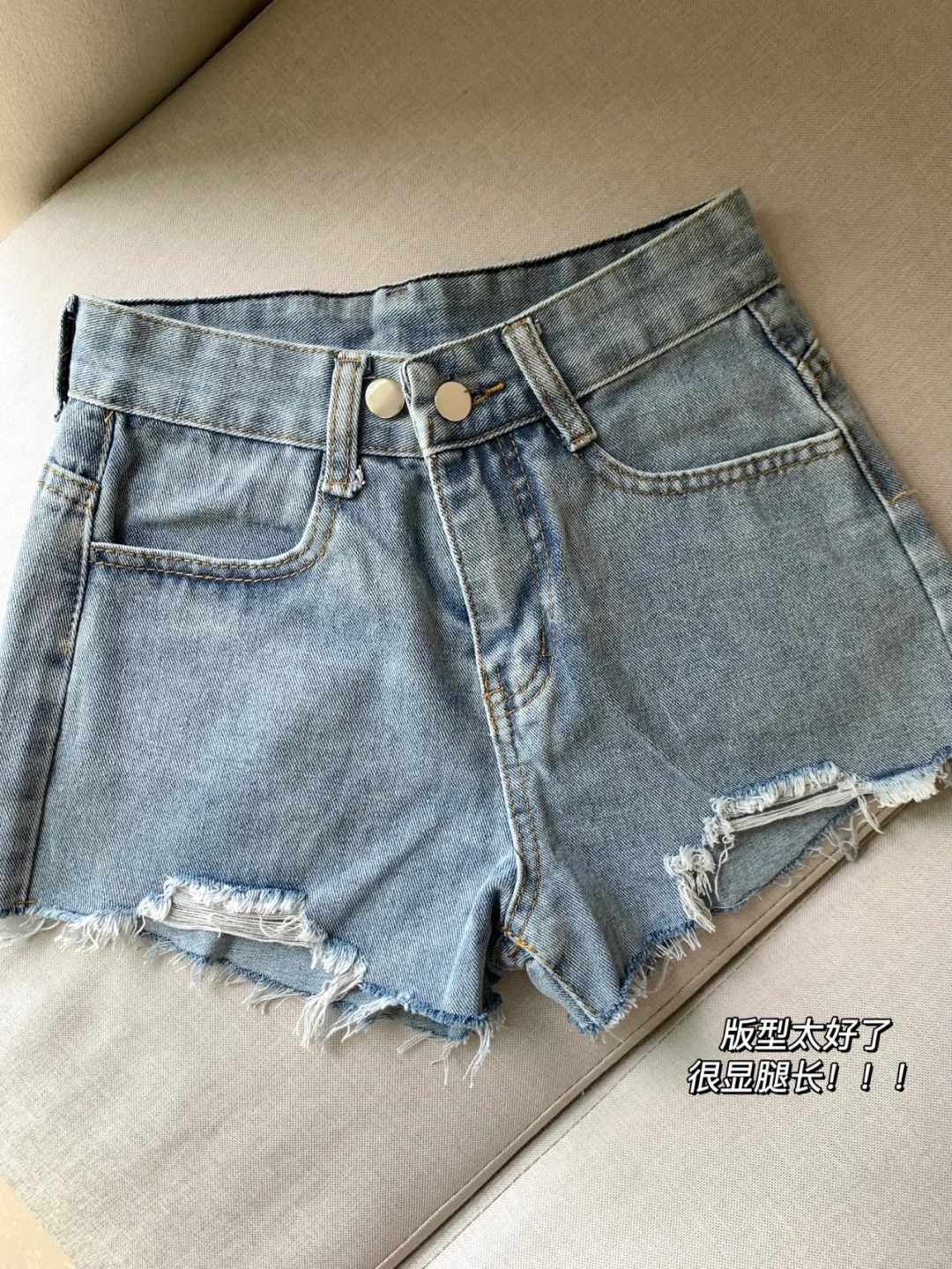 太会买了！23?的牛仔短裤超提臀显腿长！！！