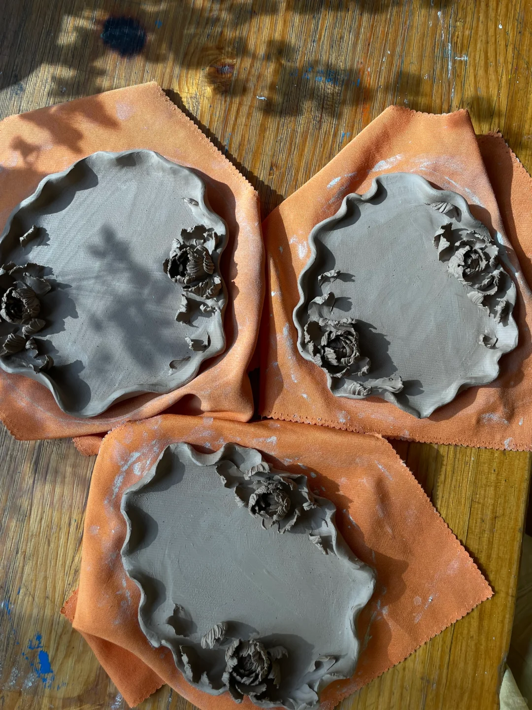 瞧瞧我最近做的陶艺裱花作品