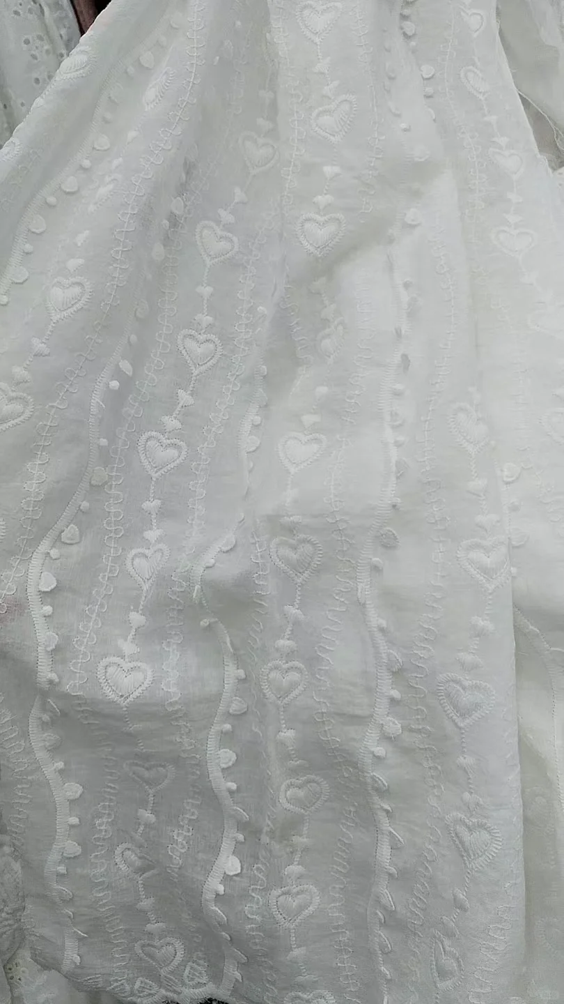 这些绣花真的好漂亮，谁会不爱呀！