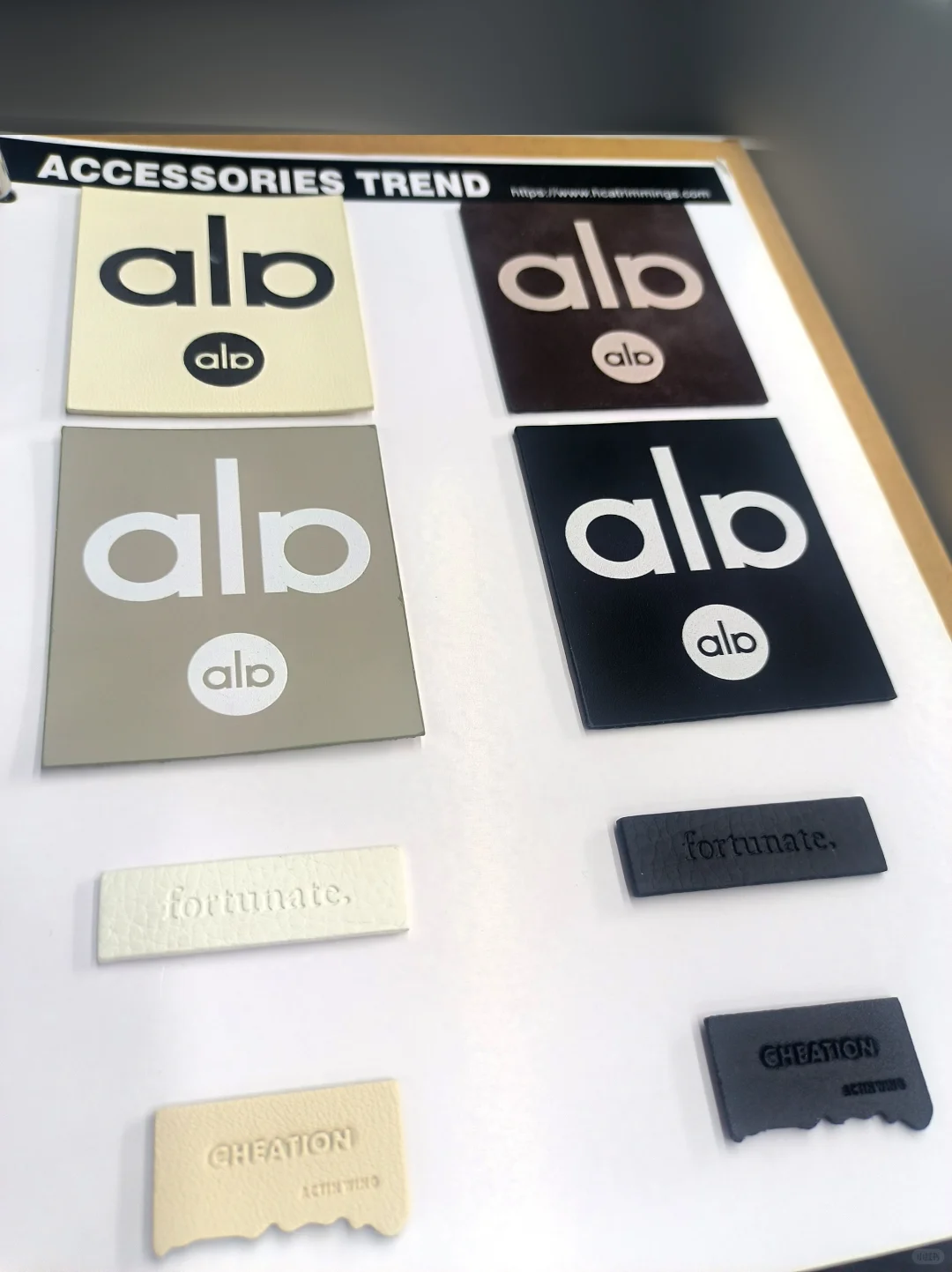 ?辅料设计师扒到 2025 皮标王！