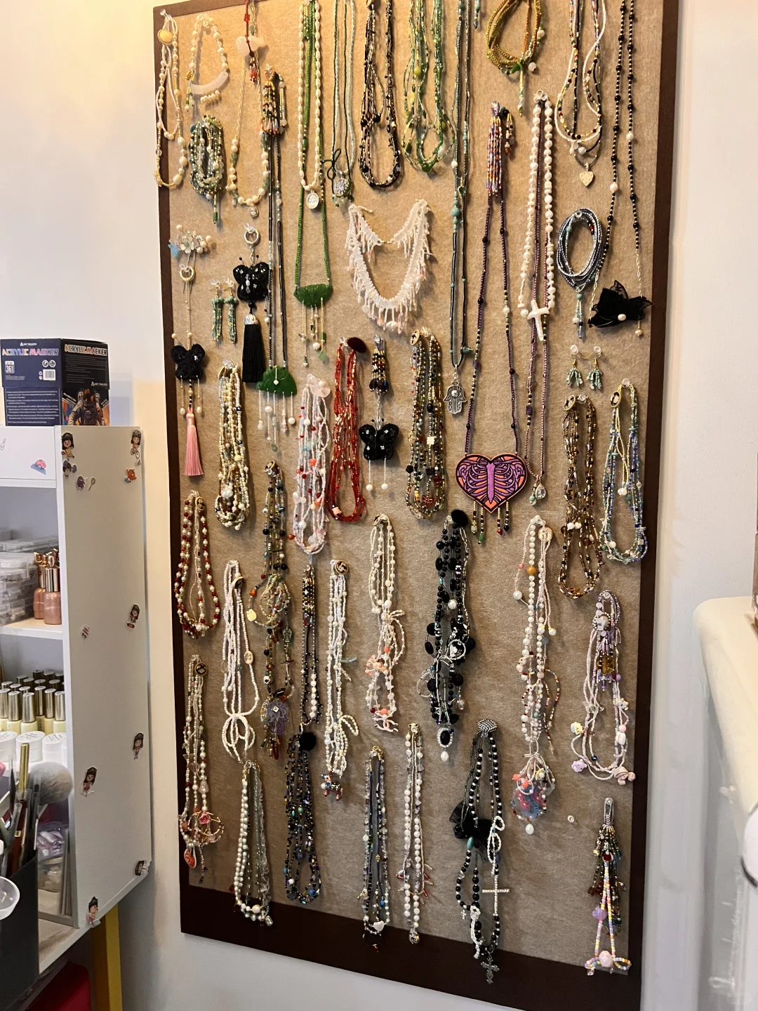 我的首饰墙弄好啦！展示我的作品吧