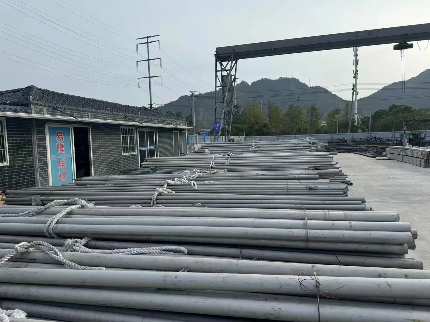 00后接手不锈钢工厂