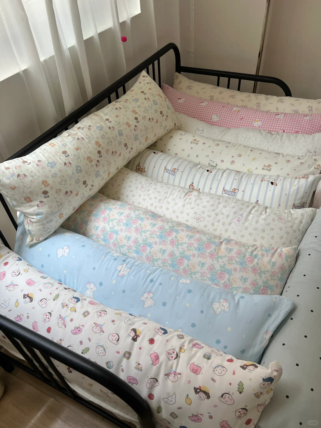 这就是一个月卖了一万只的巨无霸长抱枕‼️