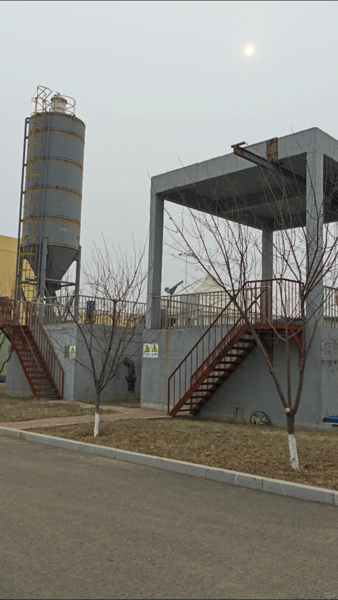 来啦上班~最近在锦州