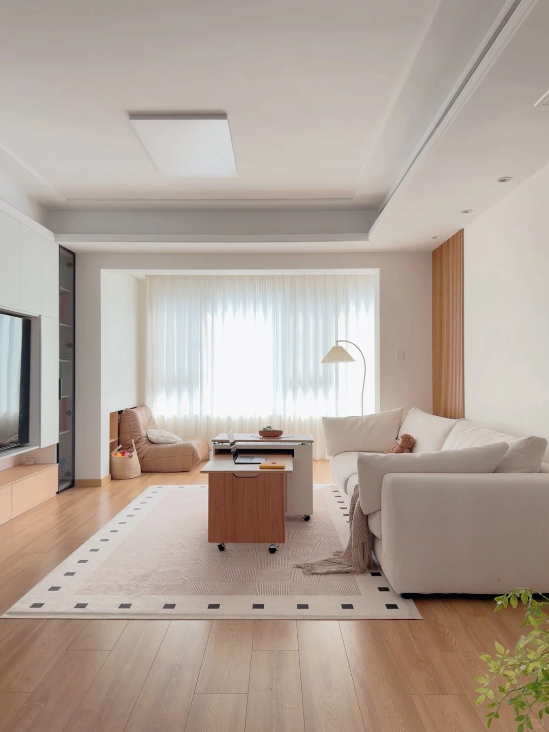 去年拿房在小?上分享装修,现在粉丝过万了