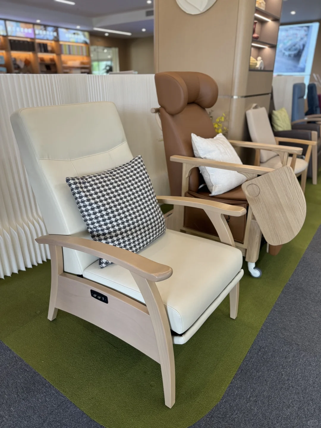 适老化设计之隐龄化设计