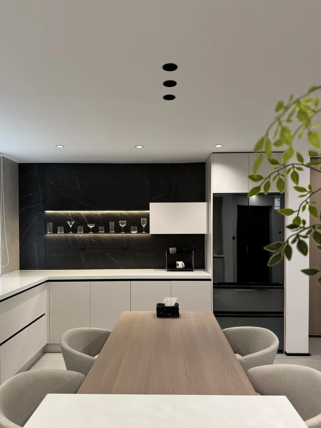 14w的全屋定制 原来灯带才是柜子的灵魂