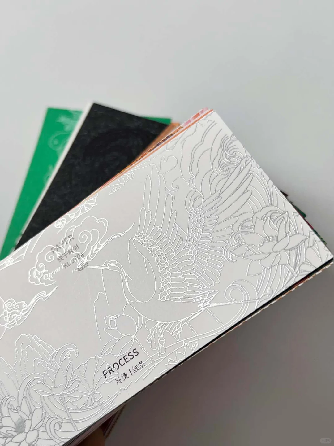 《纸张印刷工艺速查》——创作得力助手