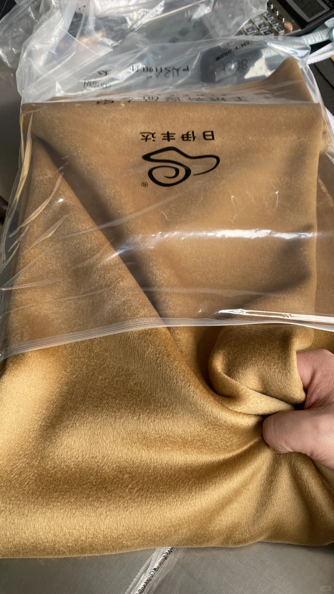 3000能不能做一件小山羊绒大衣