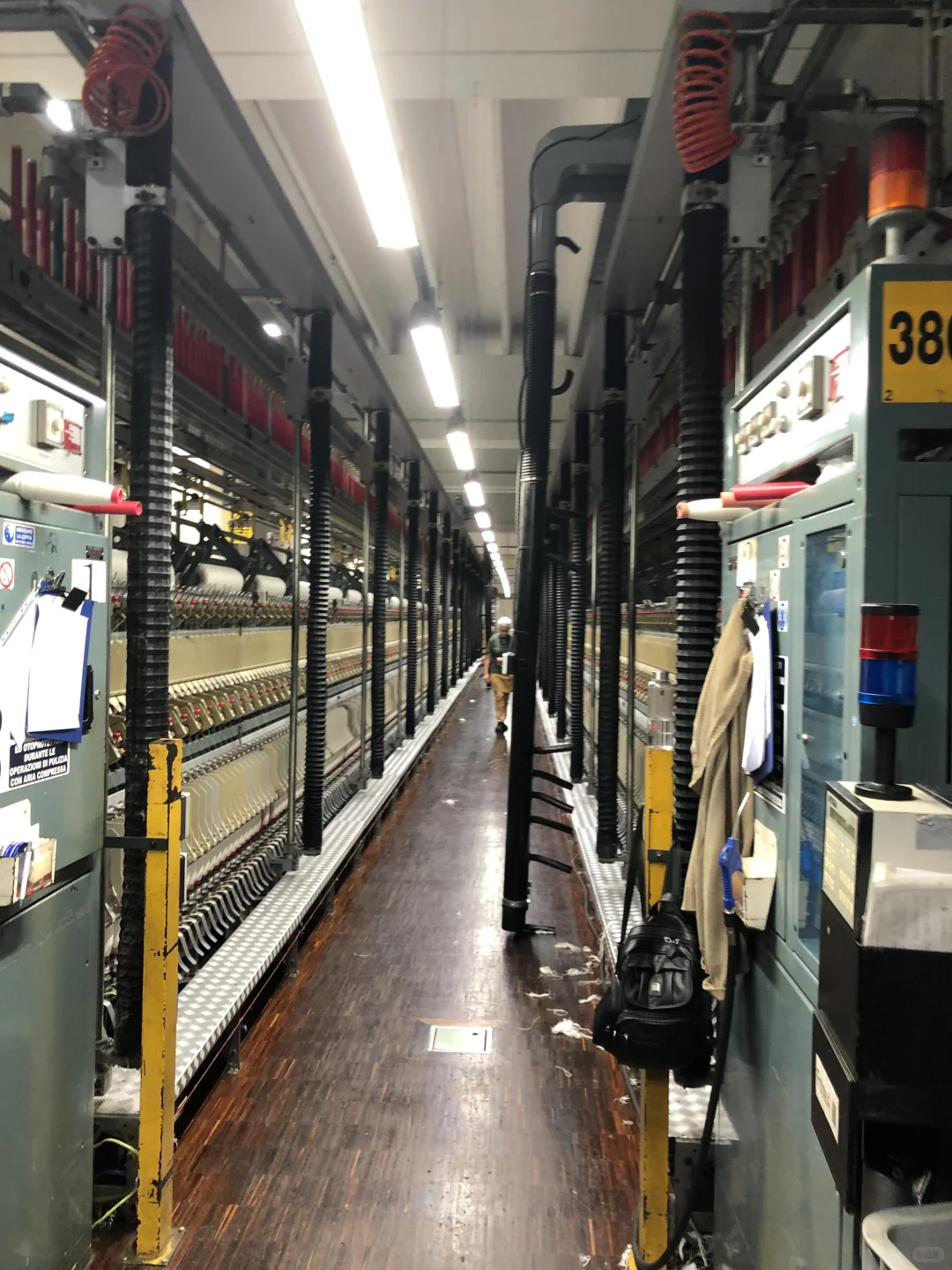 给你们看点没看过的!实地参观??LP面料厂!