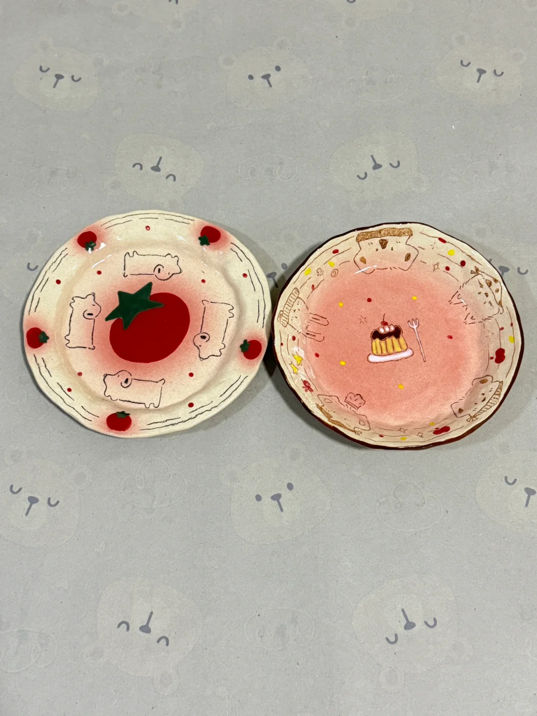 一些生日定制布丁盘?