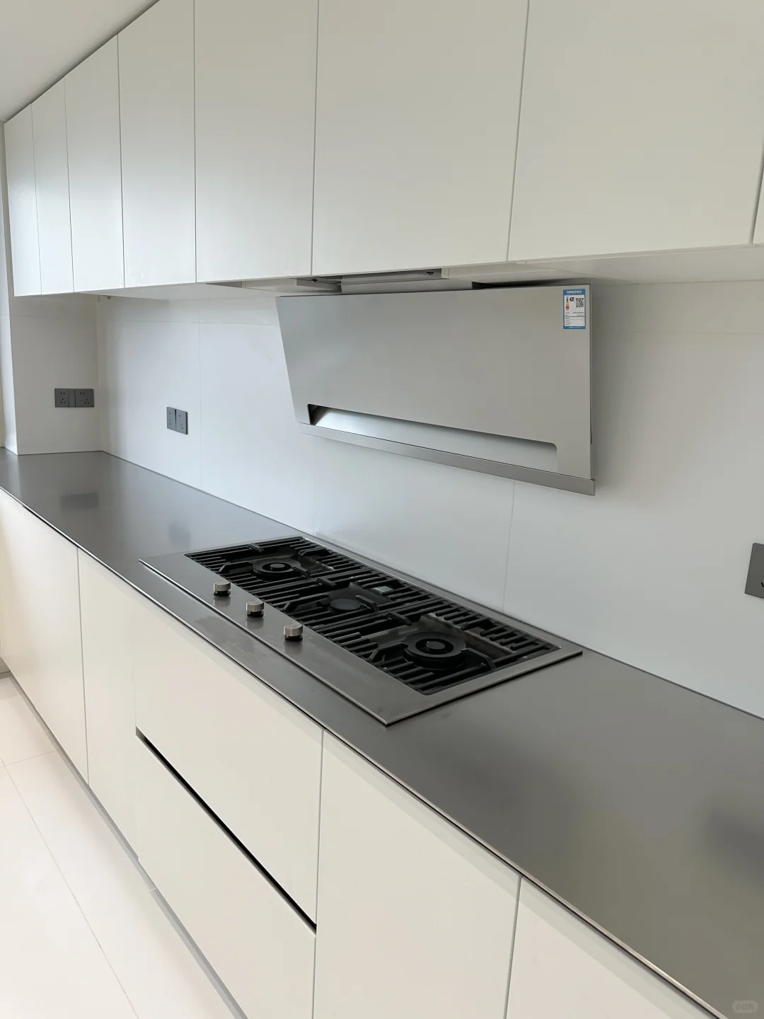 听劝！不锈钢台面一定要选乱纹质感的…