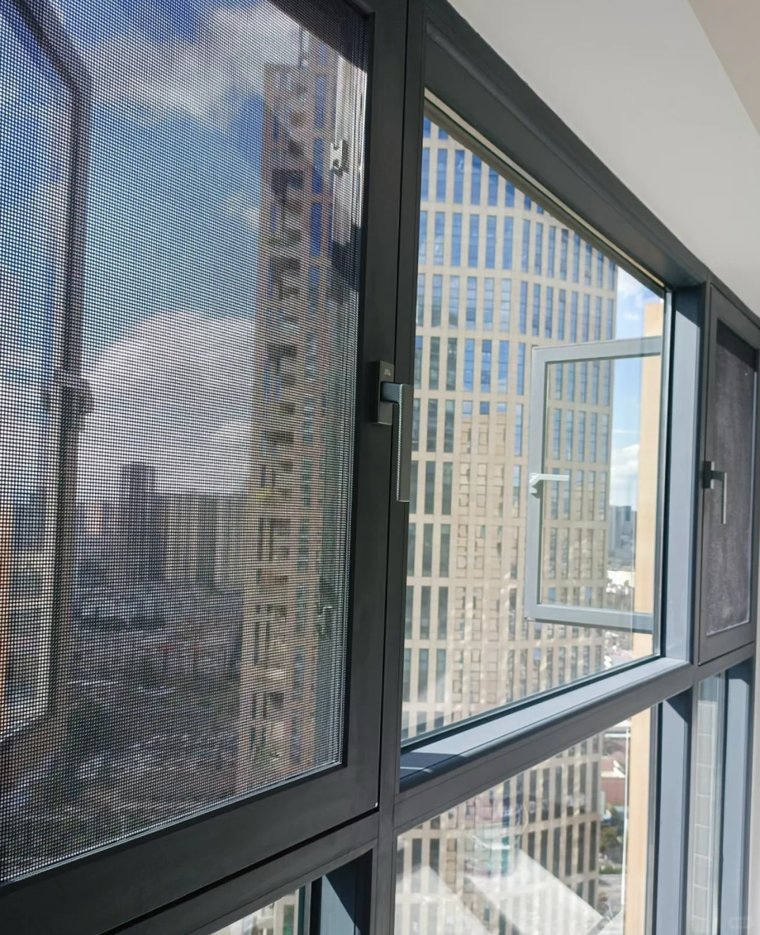 断桥铝和系统窗之间是如何选择的