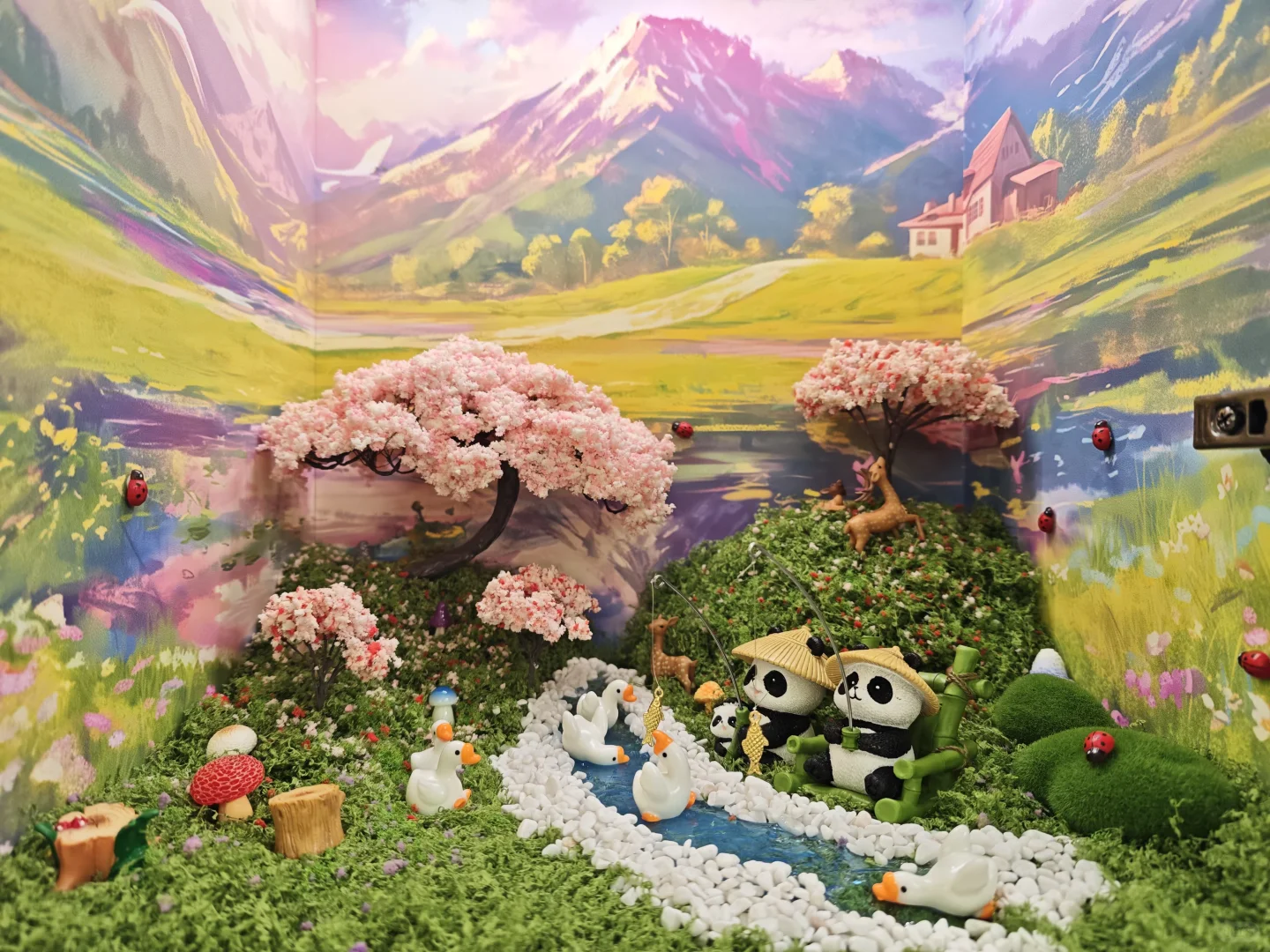 微景观展示柜抄作业成功啦！