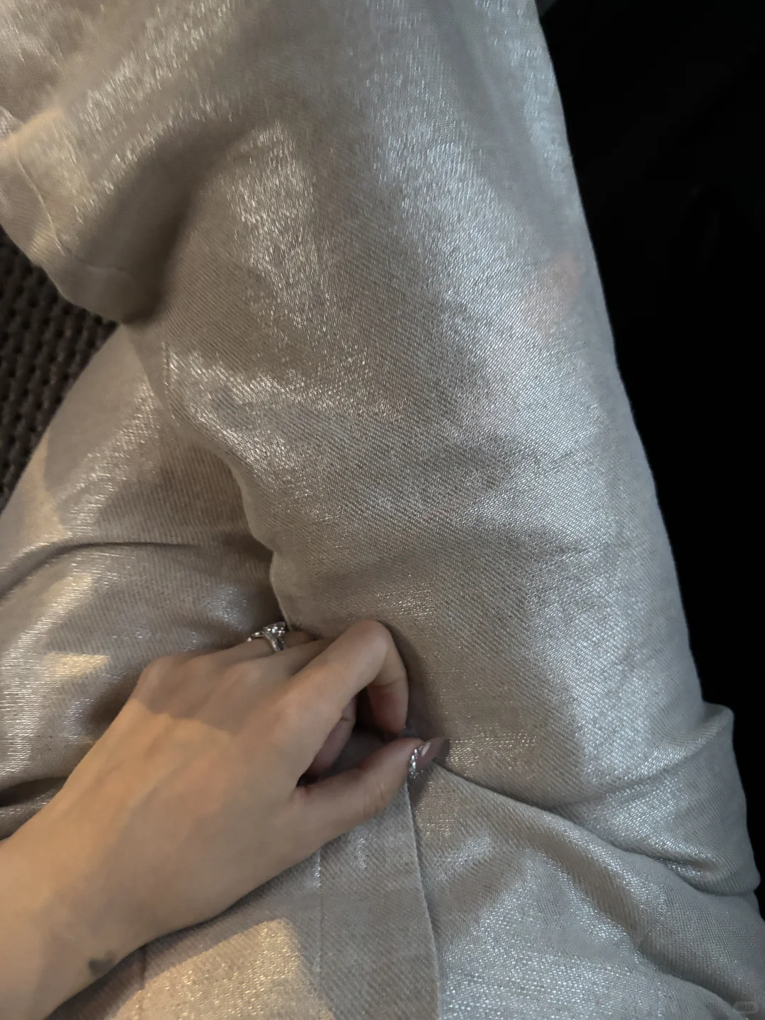 来来来,点开看看这个面料多好看!